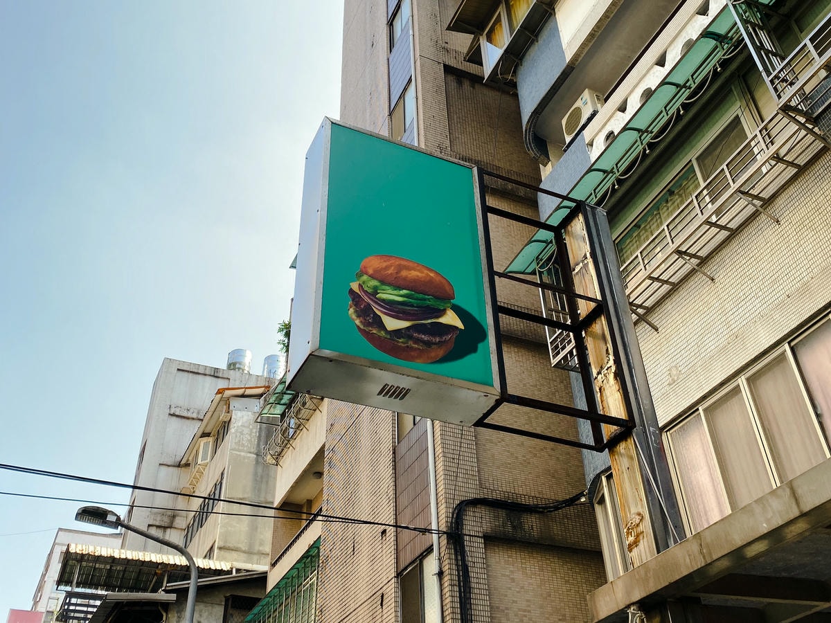 Everywhere burger club