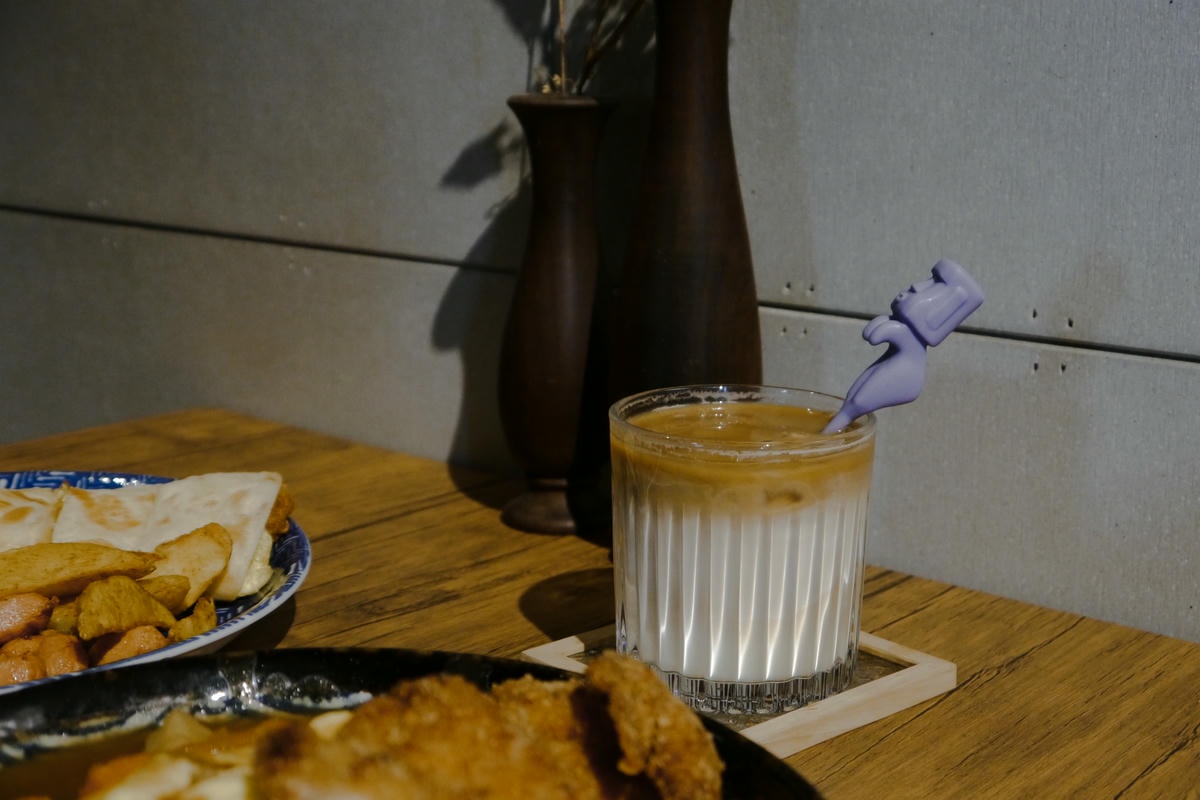 恆春美食|轟稻機 田間小路旁的人氣早午餐 感受南台灣的慢活步調 - 第10張圖 轟稻機