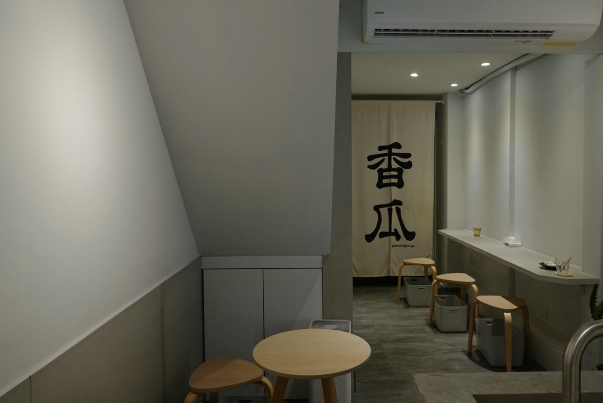 台北咖啡廳|香瓜咖啡 巷弄清新無印風 必點戚風蛋糕 - 第6張圖