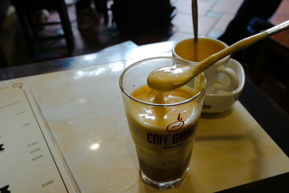 河內咖啡廳|Cafe Giảng 雞蛋咖啡創始店!沒喝過不要說你來過河內 - 第11張圖 雞蛋咖啡