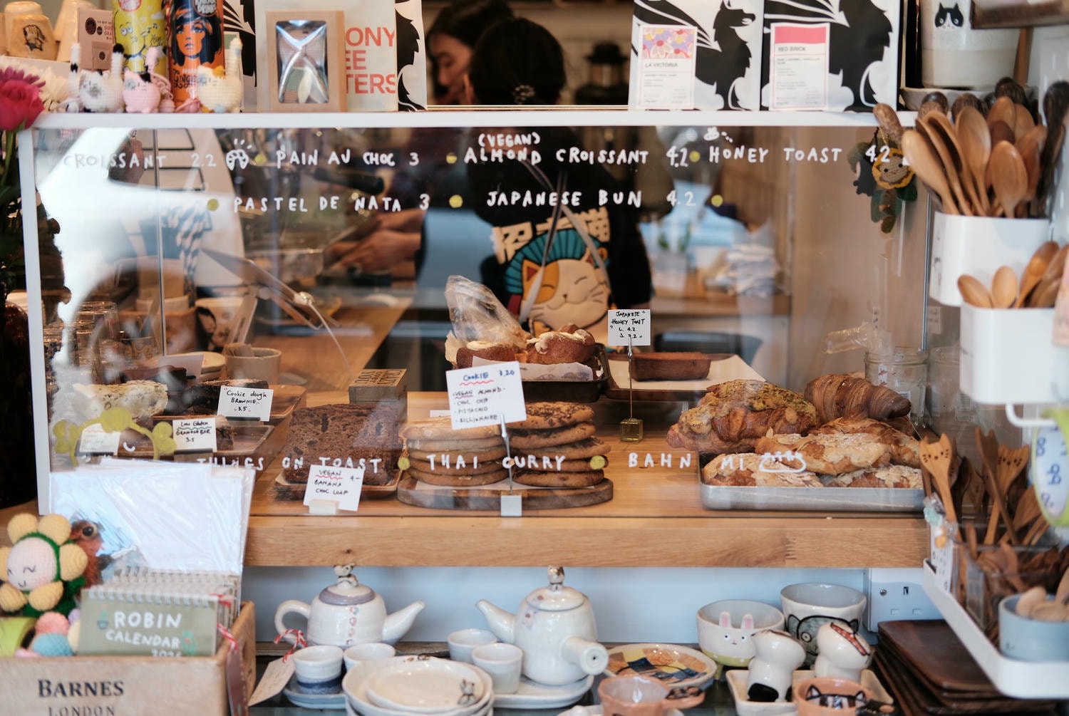 倫敦咖啡廳推薦|The Robin Cafe 藏在陽光午後裡的可愛日系小店 - 第5張圖 倫敦咖啡廳推薦|The Robin Cafe 藏在陽光午後裡的可愛日系小店